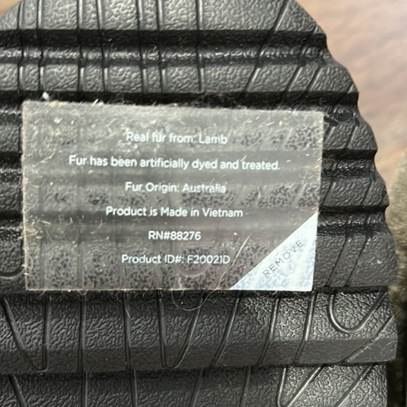 NEW Ugg Super Fluff Slipper - Size 5 - Olive Green - Picture 7 of 8